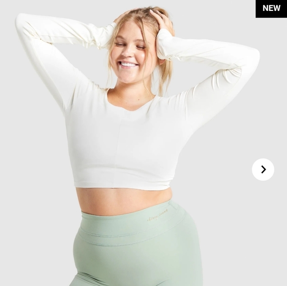Whitney Simmons x Gymshark Unbleached LS Crop Top - Picture 2 of 2